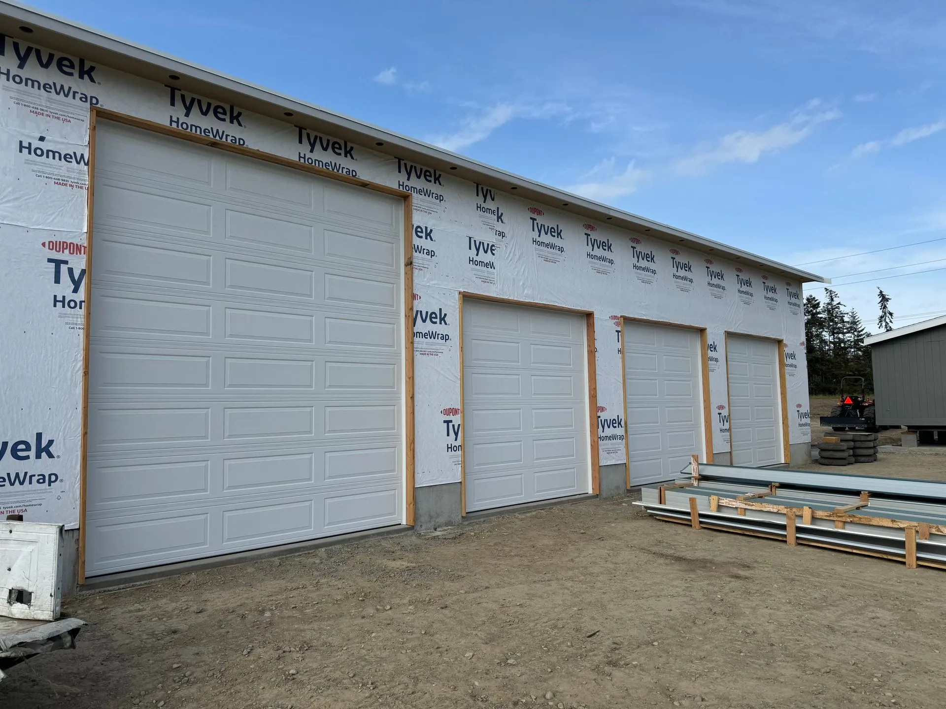 Solid 12x14 and 10x10 Vantage Long garage doors
